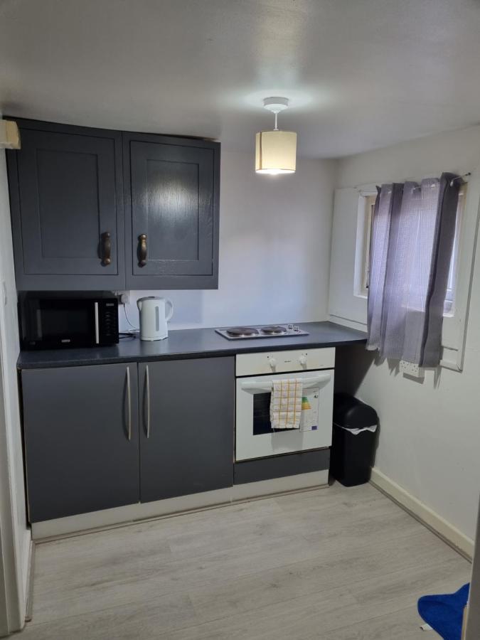 Cosey Studio Ground Floor Apartment Enfield Exterior photo
